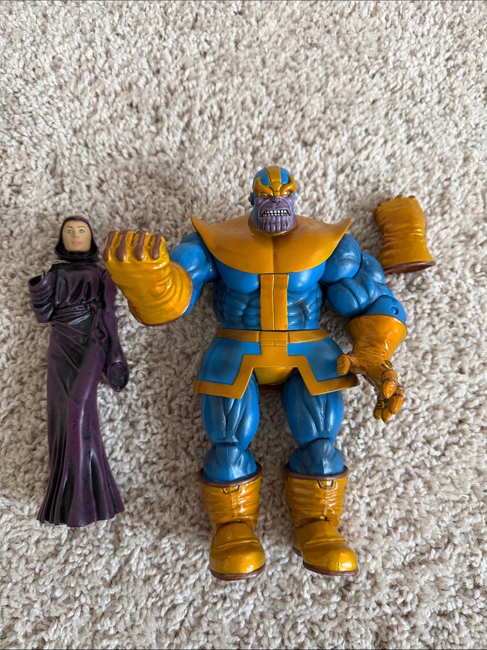 Marvel Diamond Select Thanos & Lady Death Figure NO BOX